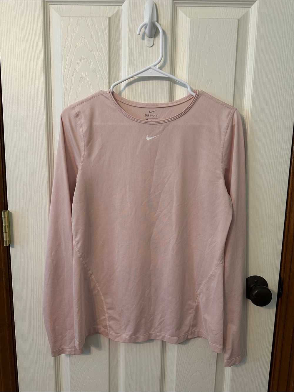 Nike Dri-FIT Long Sleeve Crew - Light Pink